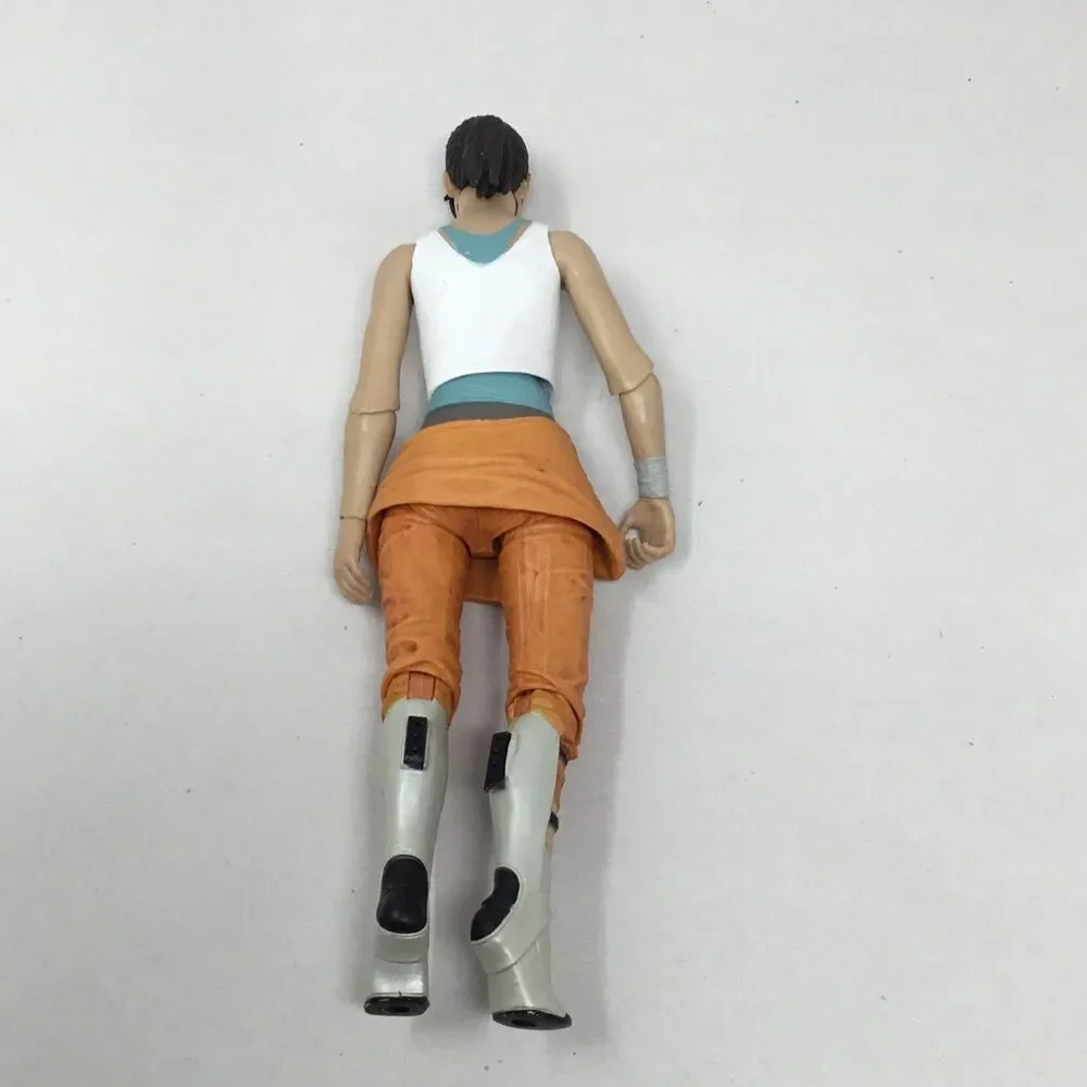 NECA Portal 2 CHELL 7-Inch Scale Action Figure No Portal Gun